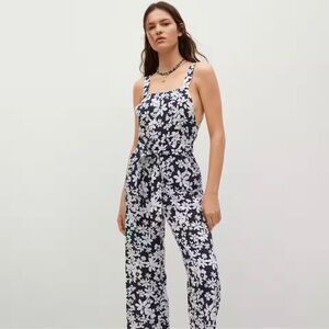 Bow long jumpsuit. Very good condition